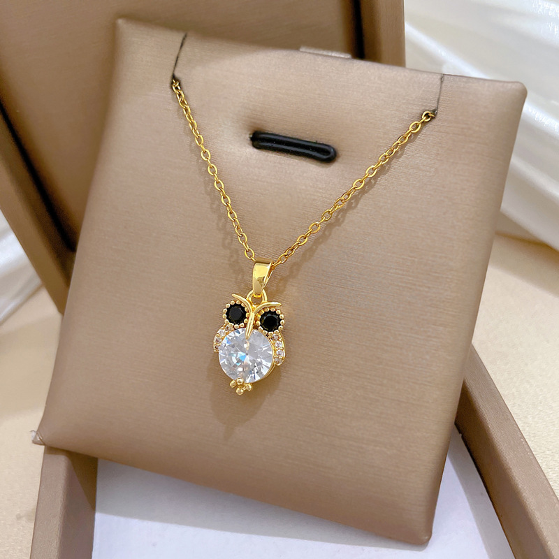 Owl Necklace In Titanium Steel With Diamond Crystal Detail_voghion.com