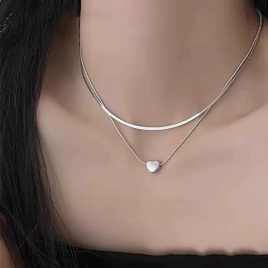 Летние новые продукты: холодные ветры, любящие ожерелья, женские легкие роскошные, нишевые дизайн двойной ключицы, темпераментные шейные цепи