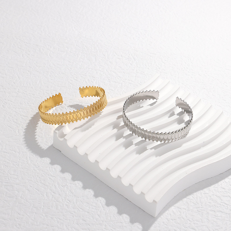 18g Weight Vacuum Plating Gold Plating Process 18K Gold Plated Plating Material Bangle Classification 1 Piece Quantity Fashion Oval 304 Stainless Steel 18K Gold Plated Stainless Steel Bracelets In Bulk