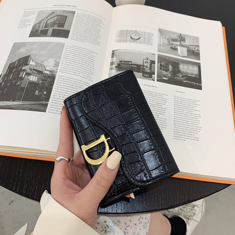 New card bag women's compact fashion crocodile pattern large capacity multi-card ultra-thin coin purse short female manufacturers direct batch