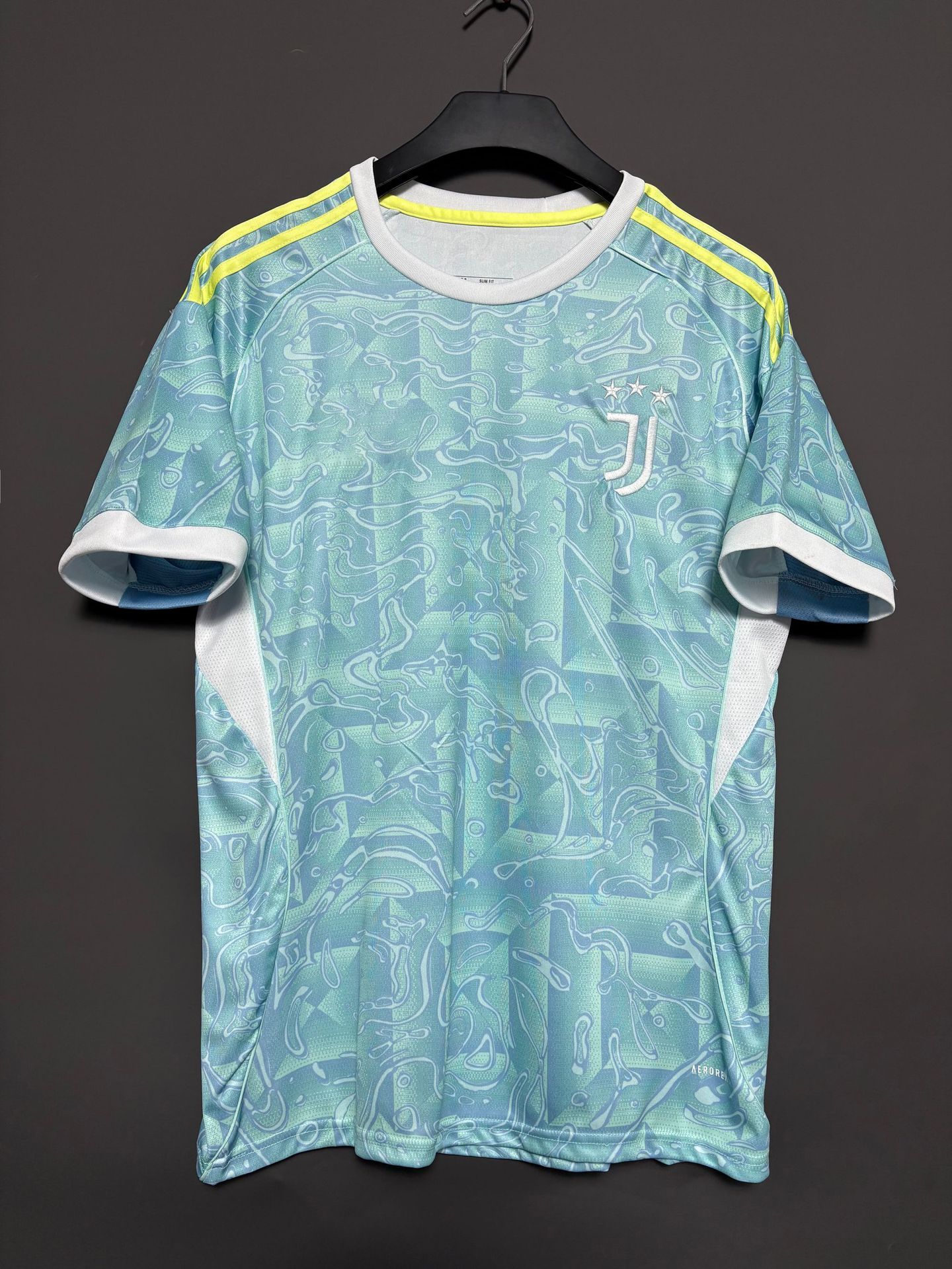 25 nuevas camisetas de fútbol Barcelona Arsenal Brasil Real Madrid Napoli Juve París Jersey al por mayor