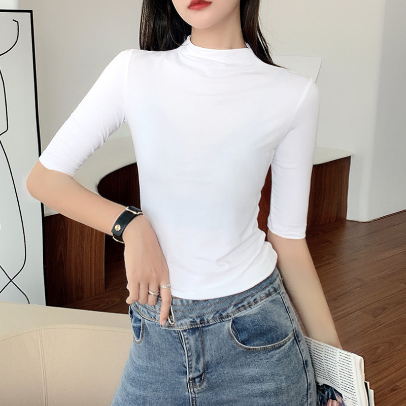 화이트 하프 터틀넥 7부소매