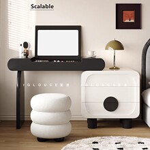 �����L��ľ��y̨����һ�w�����ռ{�����sС���ͷ��w����s���y��