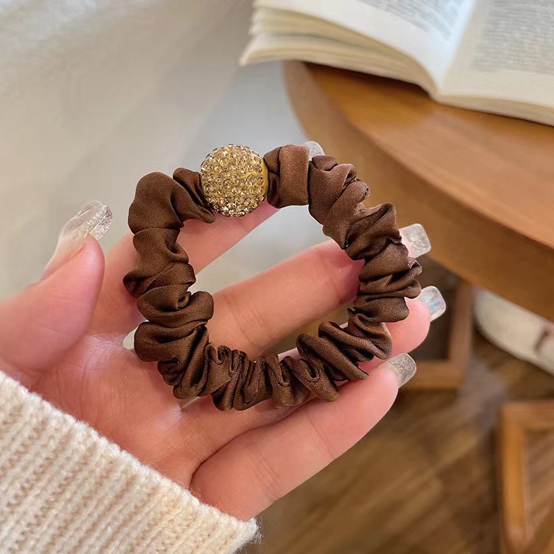 Small intestine circle of deep coffee rhinestones