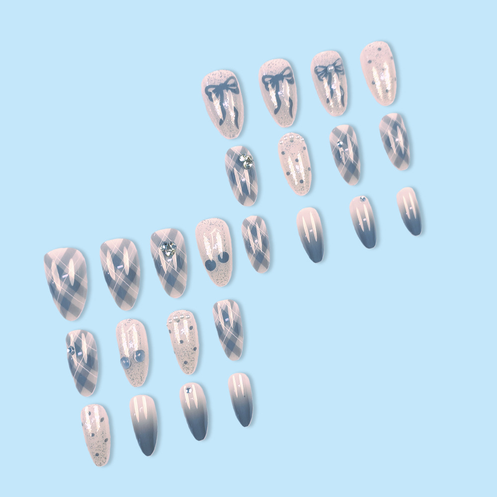 Polvo desnudo azul gris gradiente arco manicure polvo brillante ondulado punto de perforación manicure 24 piezas de parche de uñas falsas