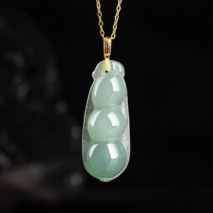 Natural A jadeite oil green beans green beans pendant 18K gold inlaid ice jade pendant women's jade pendant wholesale
