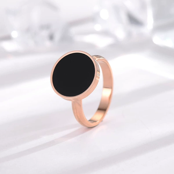 Big black circle