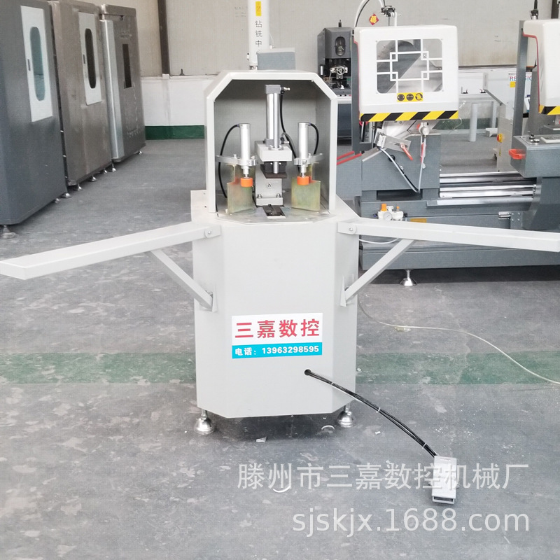 �ܸ��Ŵ���ǻ� 06���� pvc�����Ͳ��豸 �ܸ��Ŵ�����ƽ����ǻ�