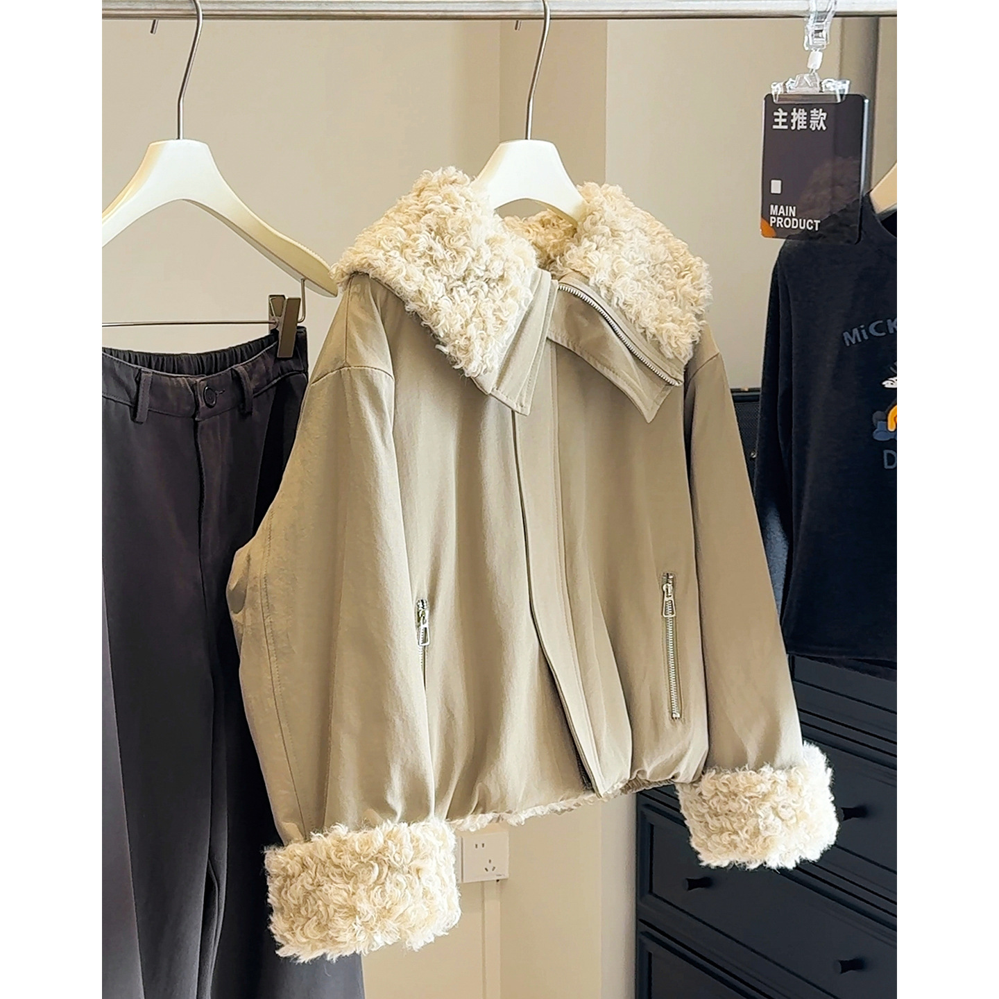 大翻领拉链羊羔绒加厚棉服女2025秋冬款宽松保暖派克服棉衣短外套