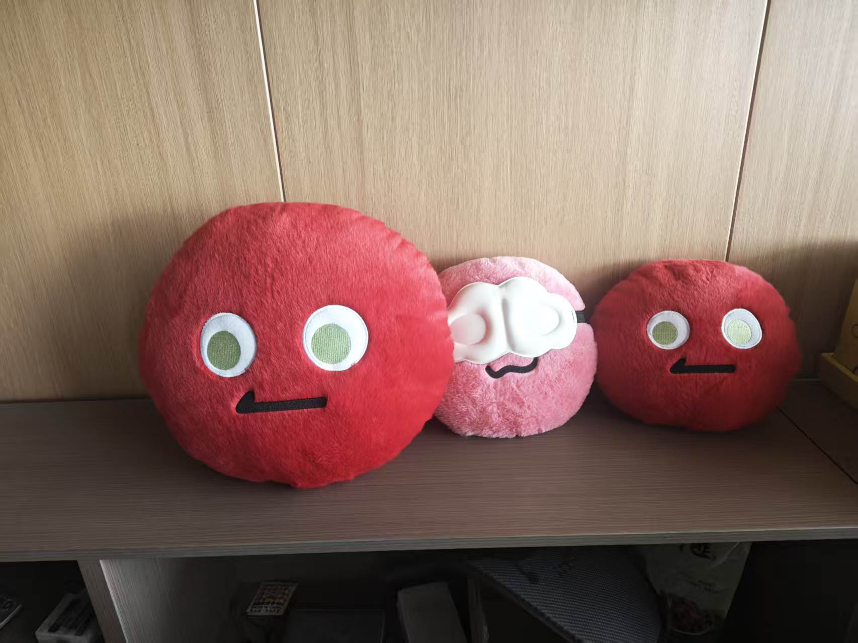 Car Headrest Neck Pillow with Cute Smiley Face Design, Car Cushion for Long Trips, Car Seat Backrest Pillow