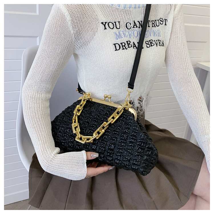New texture pleated 2023 hot style fashionable and versatile women's shoulder handbag high-quality texture exquisite crossbody bag_voghion.com