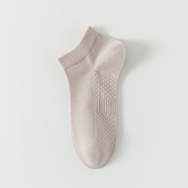 Calcetines de algodón de color sólido para hombres de verano anti-bollar calcetines de barco para hombres sin hueso 100% algodón embalaje independiente de masaje fondo calcetines de malla