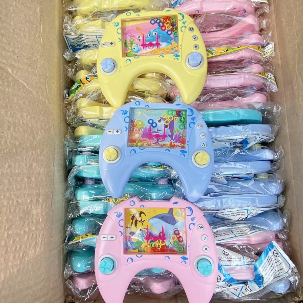 Máquina de juego de anillo de agua para niños juguetes pequeños nostálgicos de la infancia versión directa juguetes educativos de mano lote de tiendas departamentales de 2 yuanes