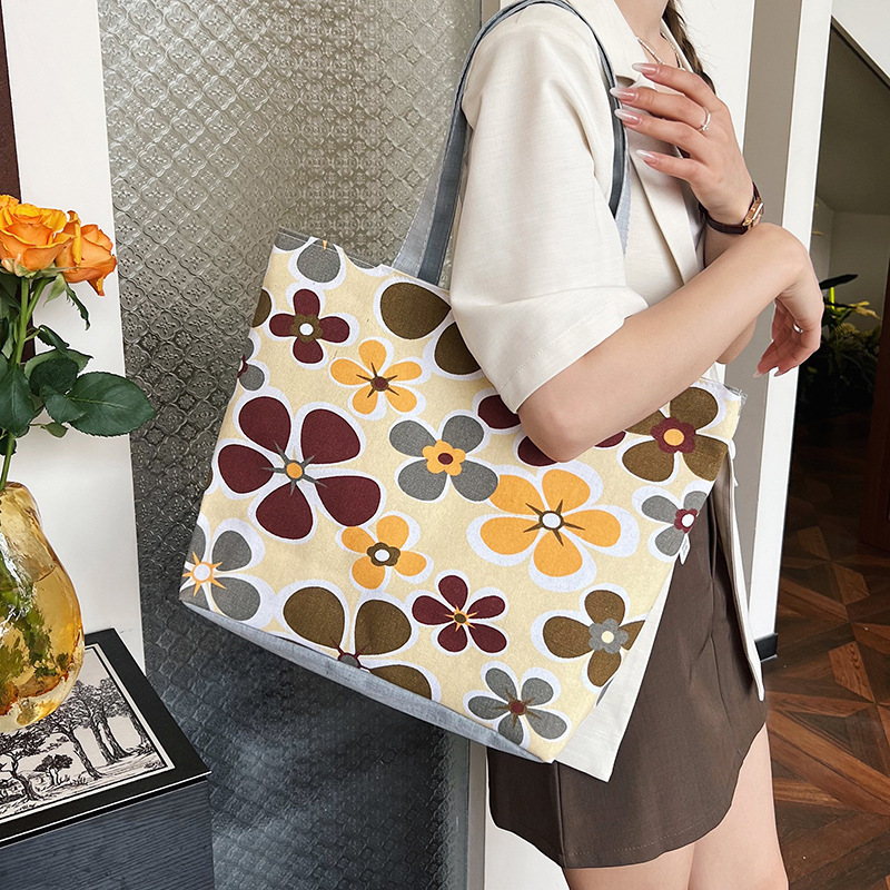 Wholesale Cheap Women Bag Fresh Print Canvas Bag Portable Tote Bag Large Capacity Shoulder Bag Shopping Bag Wholesale Cheap Women Bag Fresh Print Canvas Bag Portable Tote Bag Large Capacity Shoulder Bag Shopping Bag