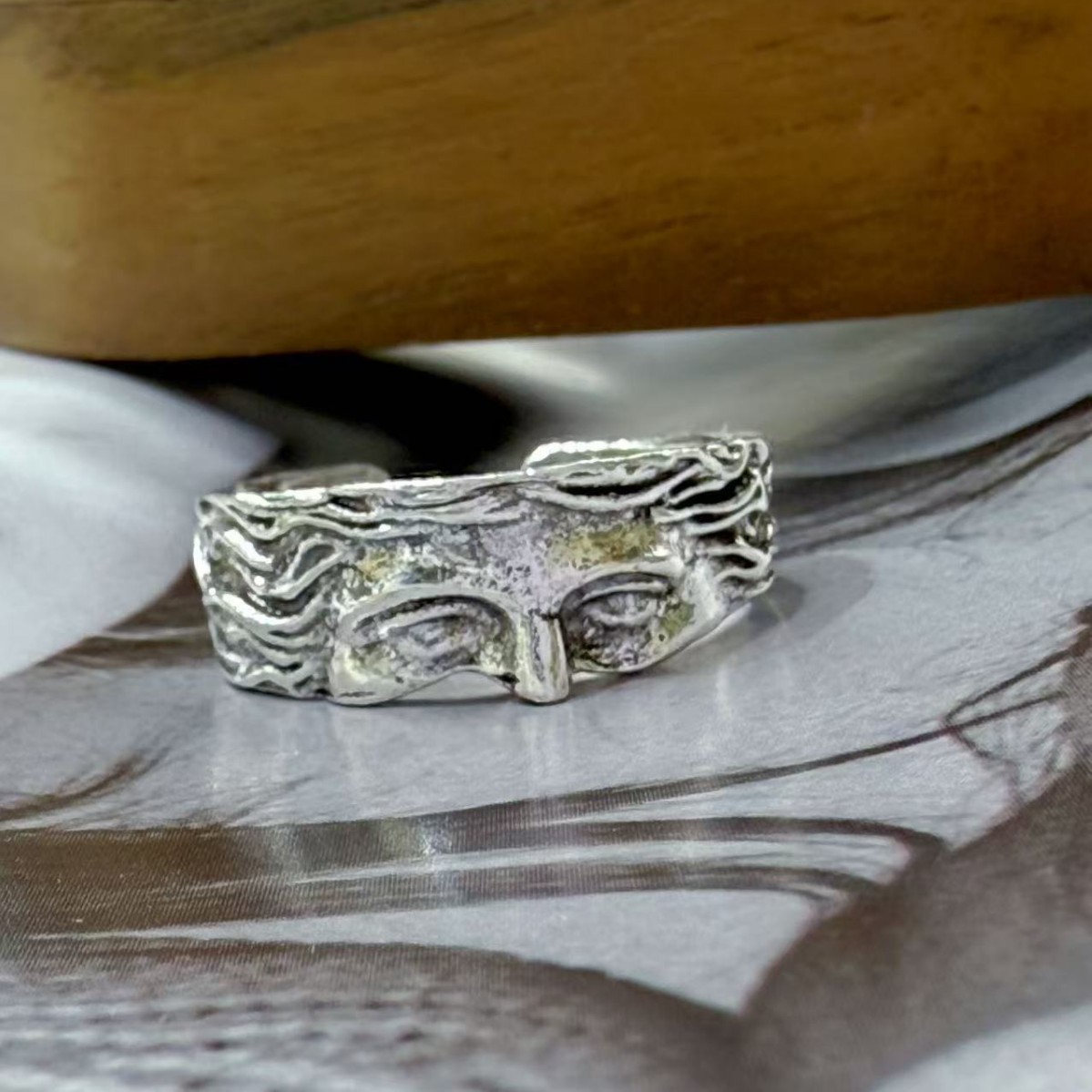 Venus Half-Face Ring for Men, Exaggerated Minimalist Style Expression Index Finger Ring, Fashionable European and American Cross-Border Open Ring