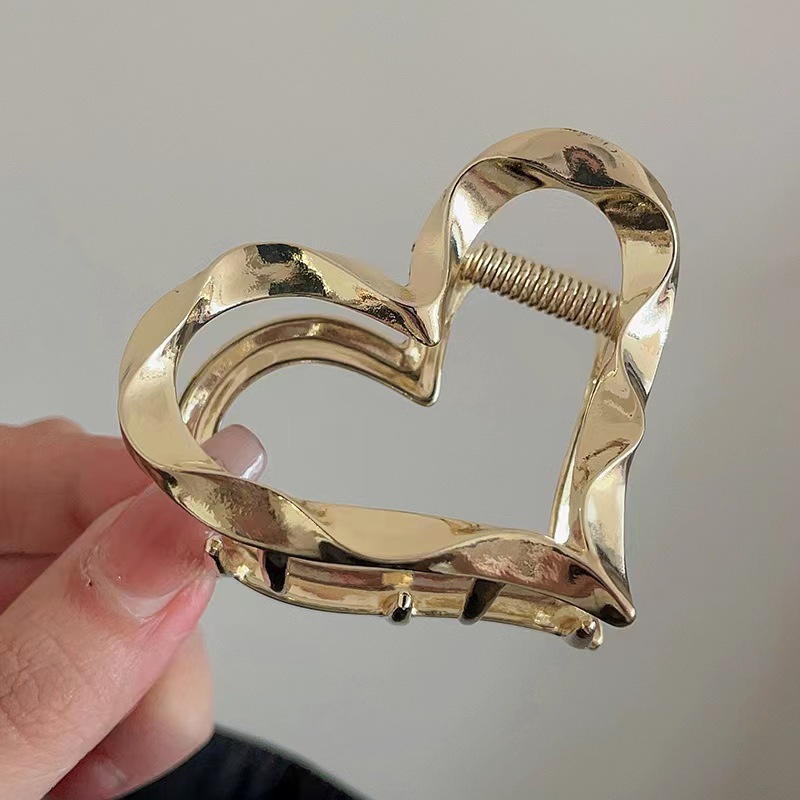Heart Shape Pattern Vintage Style Heart Shape Alloy Hair Claws