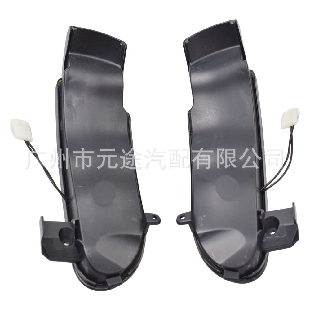 Suitable for Mercedes-Benz SLK-Class R171 W171 SL R230 W230 rearview mirror indicator turn signal running light