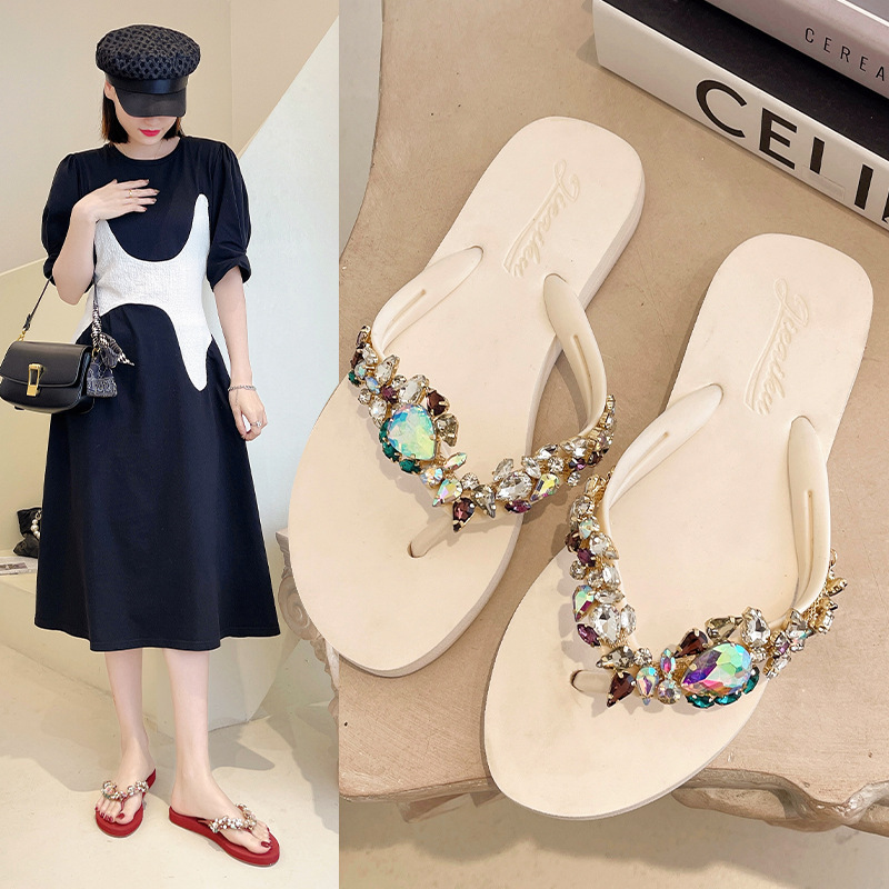 Beach slippers women summer new Bohemian style flat women's sandals and slippers non-slip flip-flops wholesale
