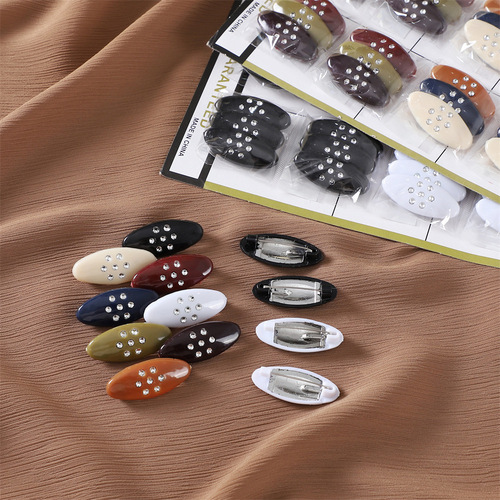 Cross-border imitation diamond plum blossom shape plastic color safety pin hijab silk scarf clip neck clip anti-exposure scarf buckle