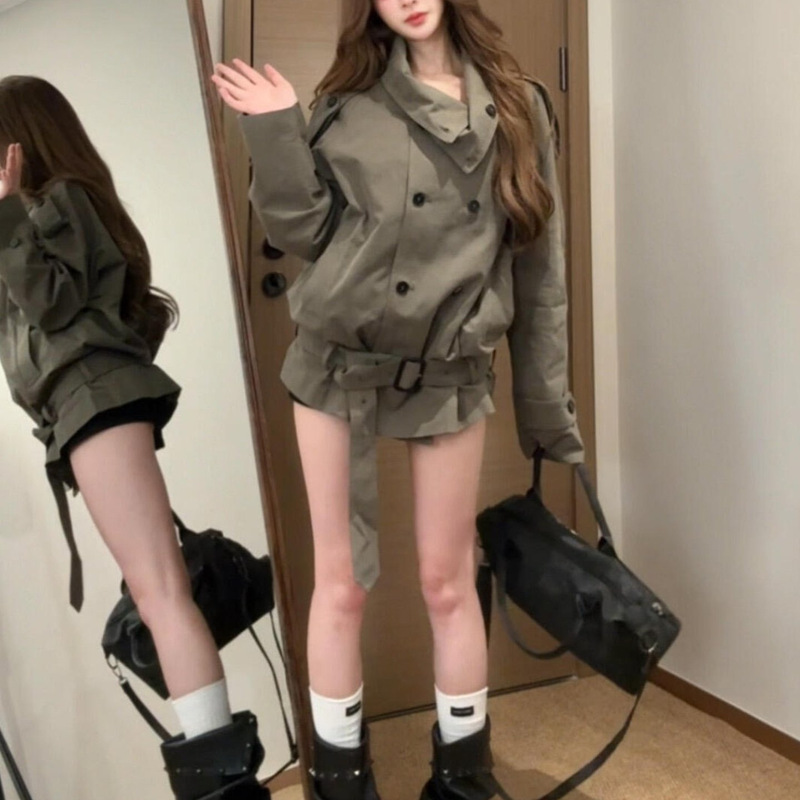 Korean Style Early Autumn Outfit 2026 New Unique and Stunning High-End Design Short Trench Coat for Women