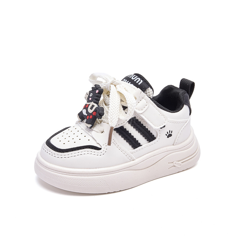 Zapatos de skate para niños y niñas 2026 primavera y otoño lindo pony velcro antideslizante para niños pequeños zapatos blancos casuales zapatos deportivos