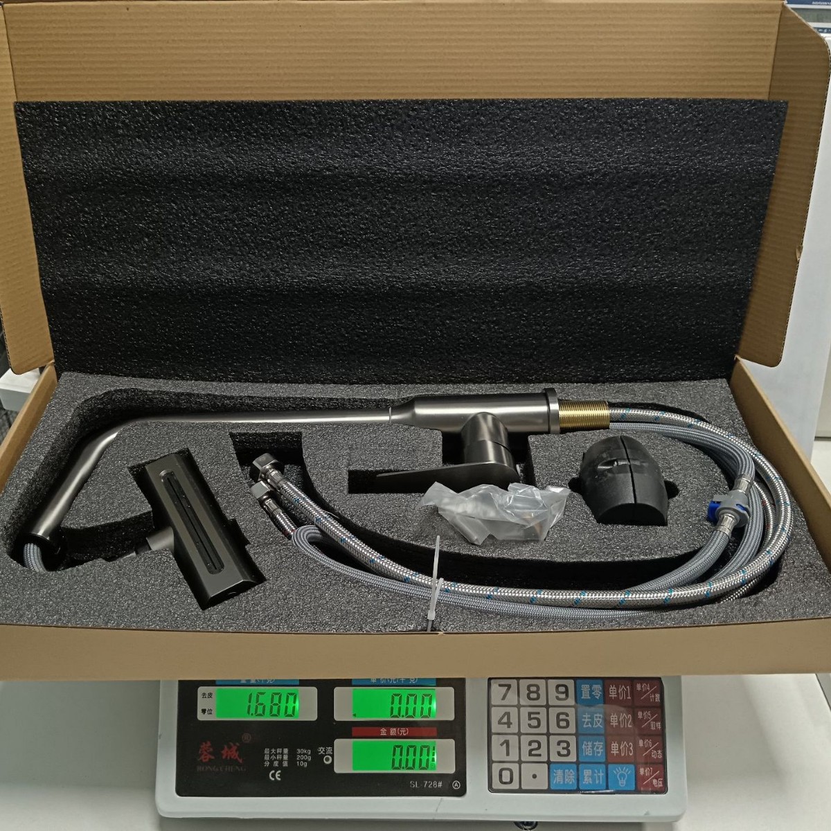 Tire grifo cocina caliente y frío fregadero de acero inoxidable fregadero doble salida de agua retráctil grifo giratorio al por mayor