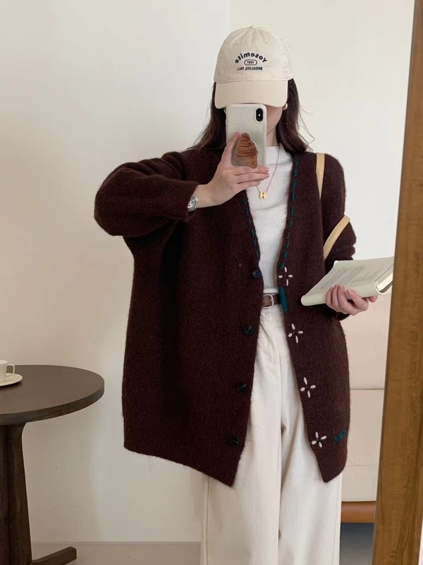 日系复古慵懒风V领针织外套女2025秋冬新款宽松大码文艺毛衣开衫|undefined