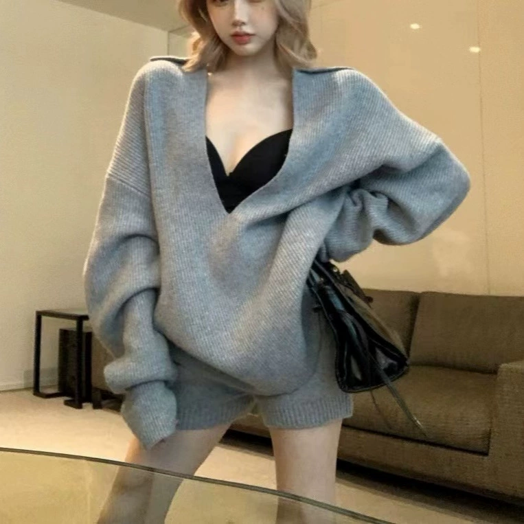 Осенний и зимний ленивый ветер трикотажный набор женский новый большой v-образный воротник с длинными рукавами вязаный свитер с высокой талией повседневные шорты из двух частей
