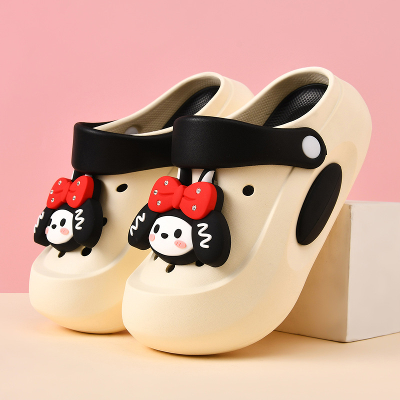 Operating Room Clogs for Women, 2025 New Model, Nurse-Specific, Non-Slip, Odor-Resistant, Closed-Toe Sandals for Women, Suitable for Outdoor Wear, Square Toe Operating Room Clogs for Women, 2025 New Model, Nurse-Specific, Non-Slip, Odor-Resistant, Closed-Toe Sandals for Women, Suitable for Outdoor Wear, Square Toe