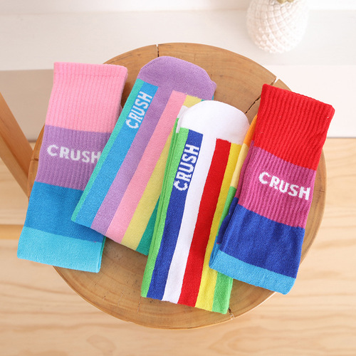 Children's socks spring and autumn fashion vertical rainbow stripes student sports socks girls mid-tube candy rainbow color trend