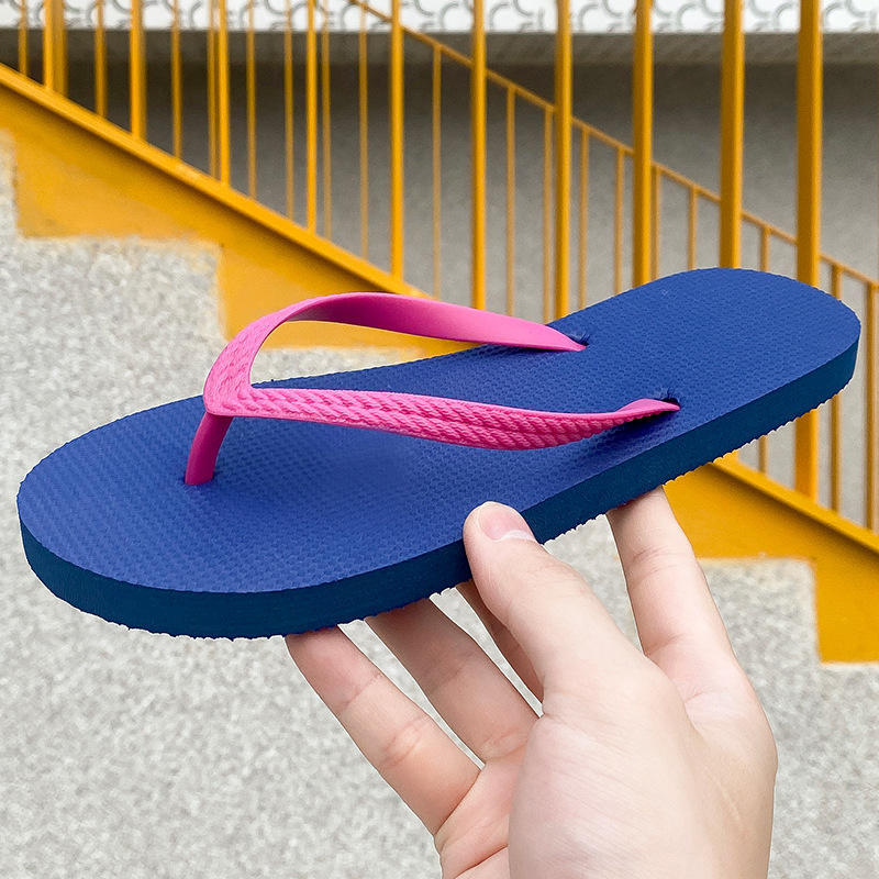 Zapatillas de flip flop para mujeres de moda brillante y fresca nueva moda para viajar en verano a la playa para usar zapatillas