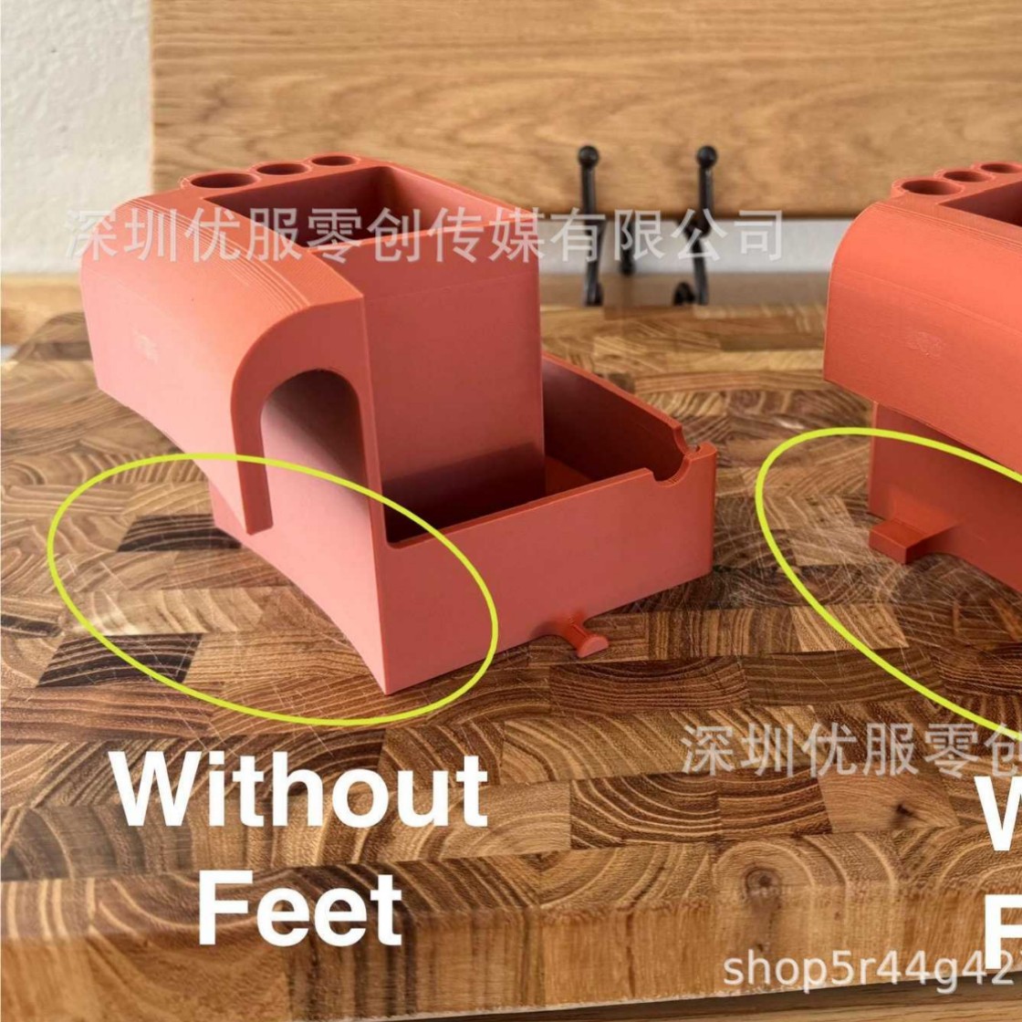 베이스가 없는 왼쪽 모델