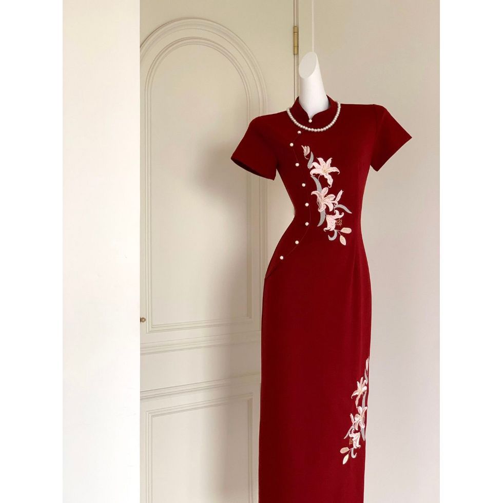 【Red Lily 2.0】New Chinese-Style Red Improved Qipao, Elegant Slim-Fit Embroidered National Style Knitted Dress for Summer