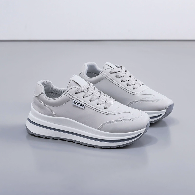 Модные черные кроссовки на толстой подошве для женщин, популярные "dad shoes" весна 2025, кожаная поверхность, универсальный стиль, для внешней торговли.