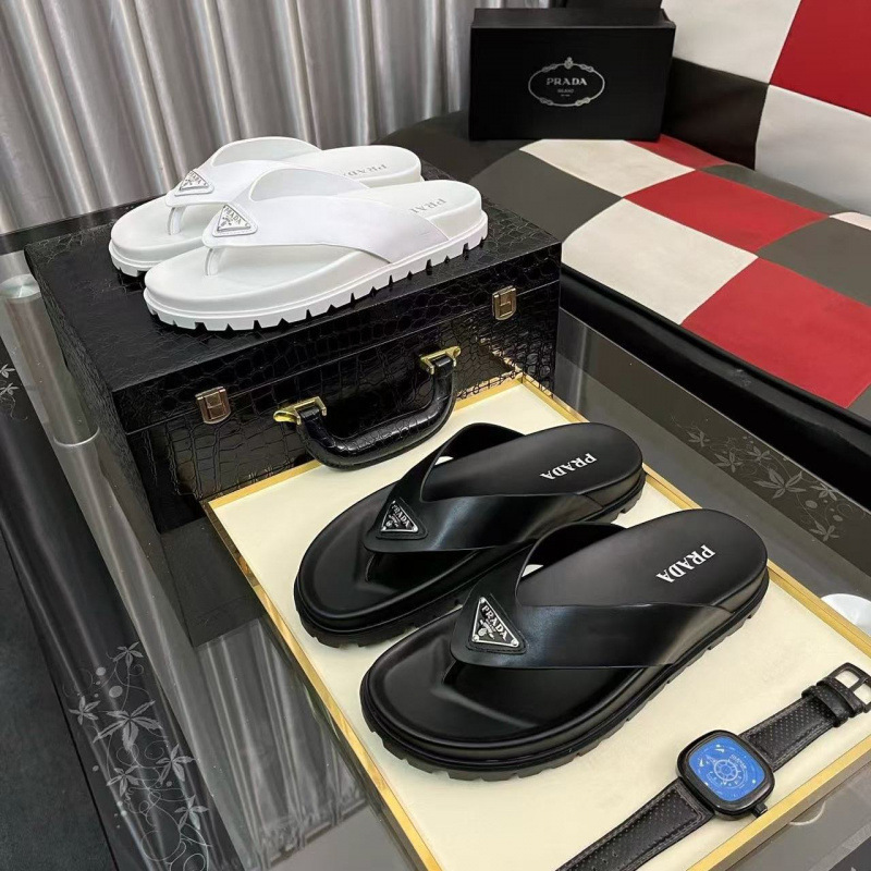 Trendy Brand New Men's Fashion Casual Flip Flops High-end Sheepskin Flip Flops Trendy Outfit Sandals Beach Shoes