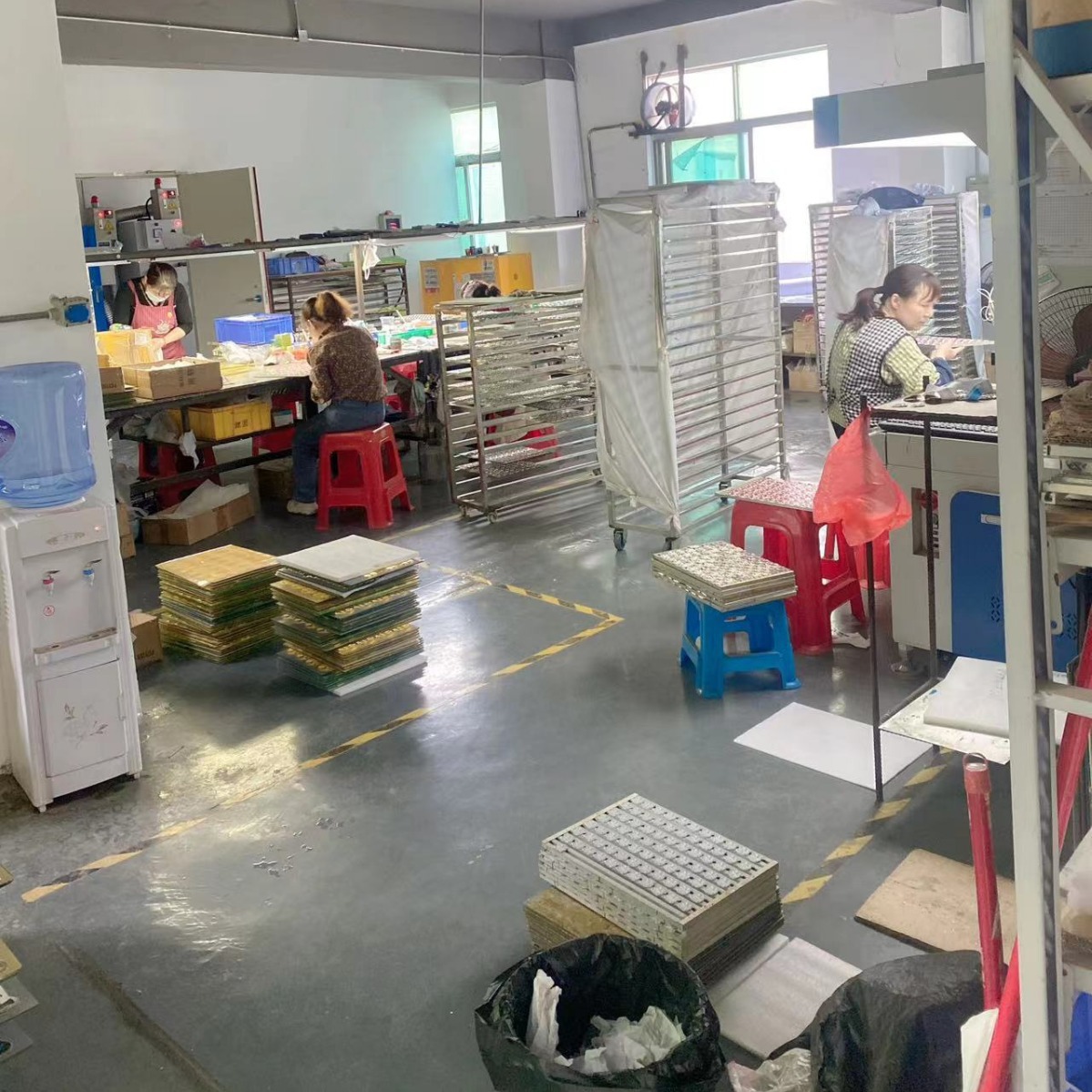 Auto-Suministro de fábrica en stock suministros de golf accesorios clip de imán de metal para consulta de dibujo clip de sombrero de golf