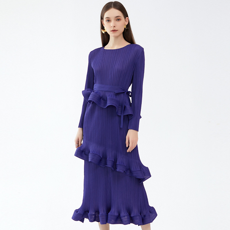2026 Spring Miyake Ruffled Long Sleeve Tie Dress Women's Mid-Length Simple Slim Fit Pleated Base Dress