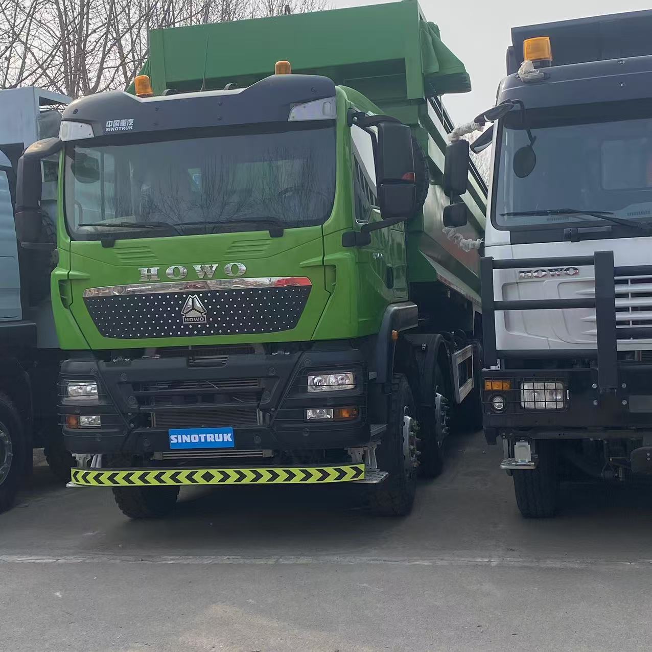 Cross-Border Howo Four-Wheel Front and Eight-Wheel Rear Engineering Dump Truck, Soil Transport Dump Truck