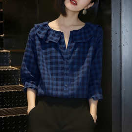 减龄藏蓝格纹七分袖衬衫2026夏季新款女复古独特上衣干练休闲衬衣