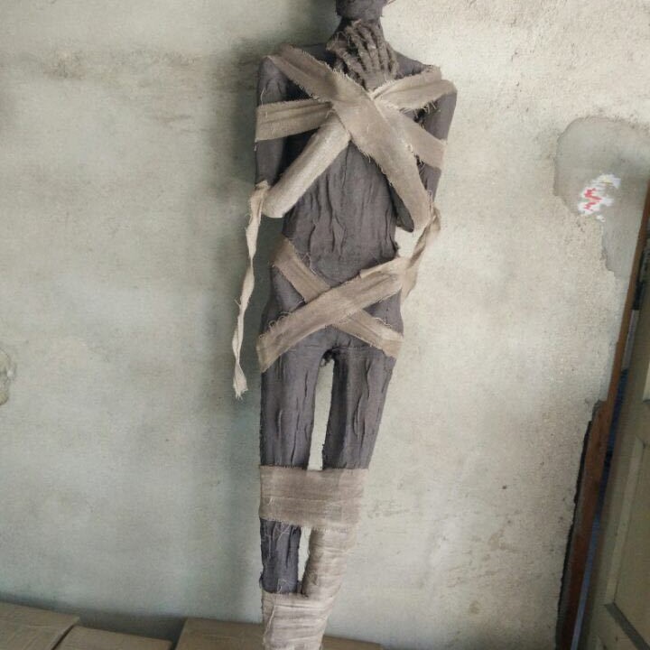 Halloween Cámara secreta disfraz de casa embrujada Horror hechicería Muñecos de miedo Simulación de cuerpos humanos Momias esqueleto