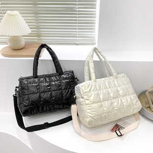 Cross-border cotton bag women's autumn and winter New embroidery thread space cotton messenger bag fashion glossy women's bag casual handbag
