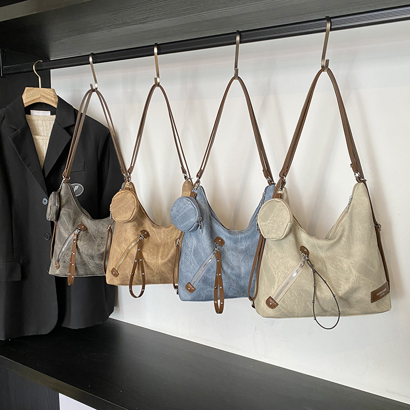 Mochila coreana de moda moda ocio 2025 nueva mochila de hombro de viaje simple de gran capacidad