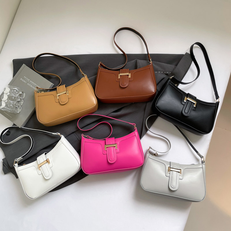 Bolso de brazo retro de alta calidad para mujeres 2025, nuevo bolso de mujer, bolso de hombro de moda, simple bolso de estilo exterior.
