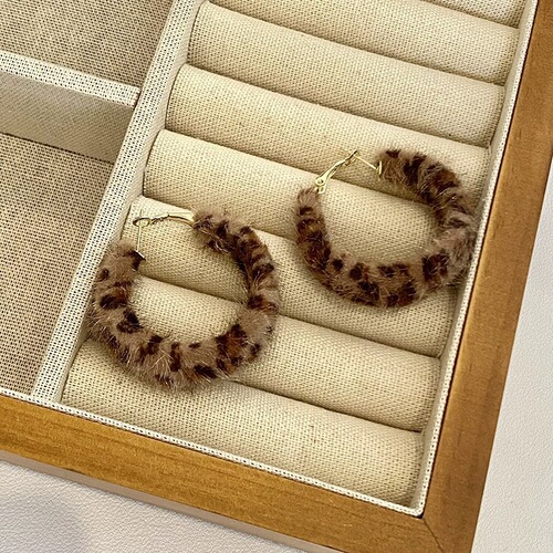 American retro!  Plush leopard print hoop earrings autumn and winter high-end niche temperament earrings lazy feeling earrings for women