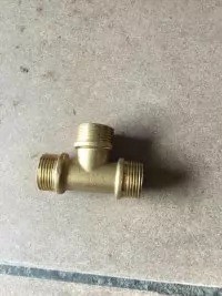 厂价直销.低价供应.锻压黄铜正三通.外牙三通.质量可靠.价格实惠