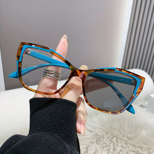  new cross-border lightweight cat-eye frame without makeup anti-blue light discoloration flat mirror for men and women can be equipped with myopia frame