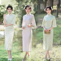 Four Seasons Новый перевернутый рукав маленький свежий, молодой, ежедневный Cheongsam улучшен, тонкая длинная кружевная вышитая юбка cheongsam
