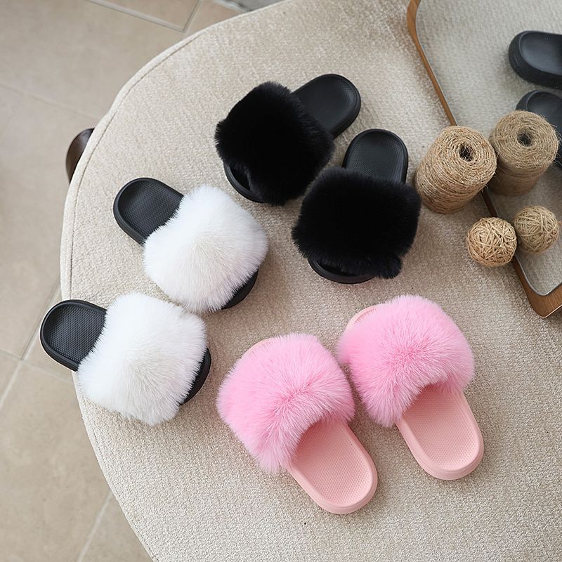 Autumn and Winter New Kidsren's Furry Slippers for Outer Wear Non-Slip Thickeneded Warm Eva Boys and Girls Baby Slippers Cotton