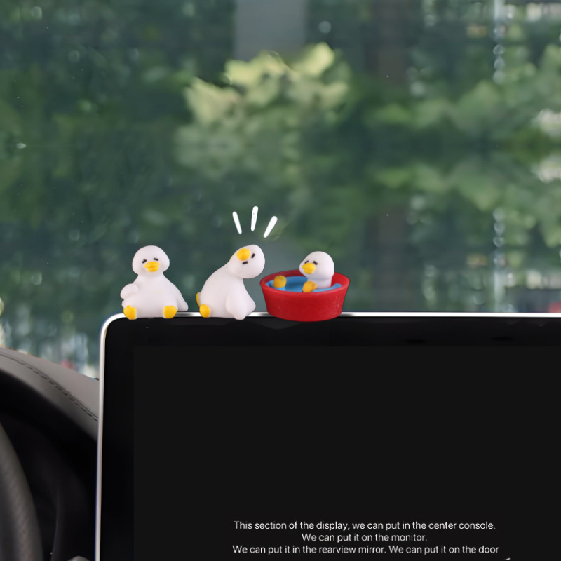 Lindo y cansado pato, pequeño pato blanco, tarjeta de estacionamiento de coche, consola central de coche de escritorio, decoración de pantalla de computadora