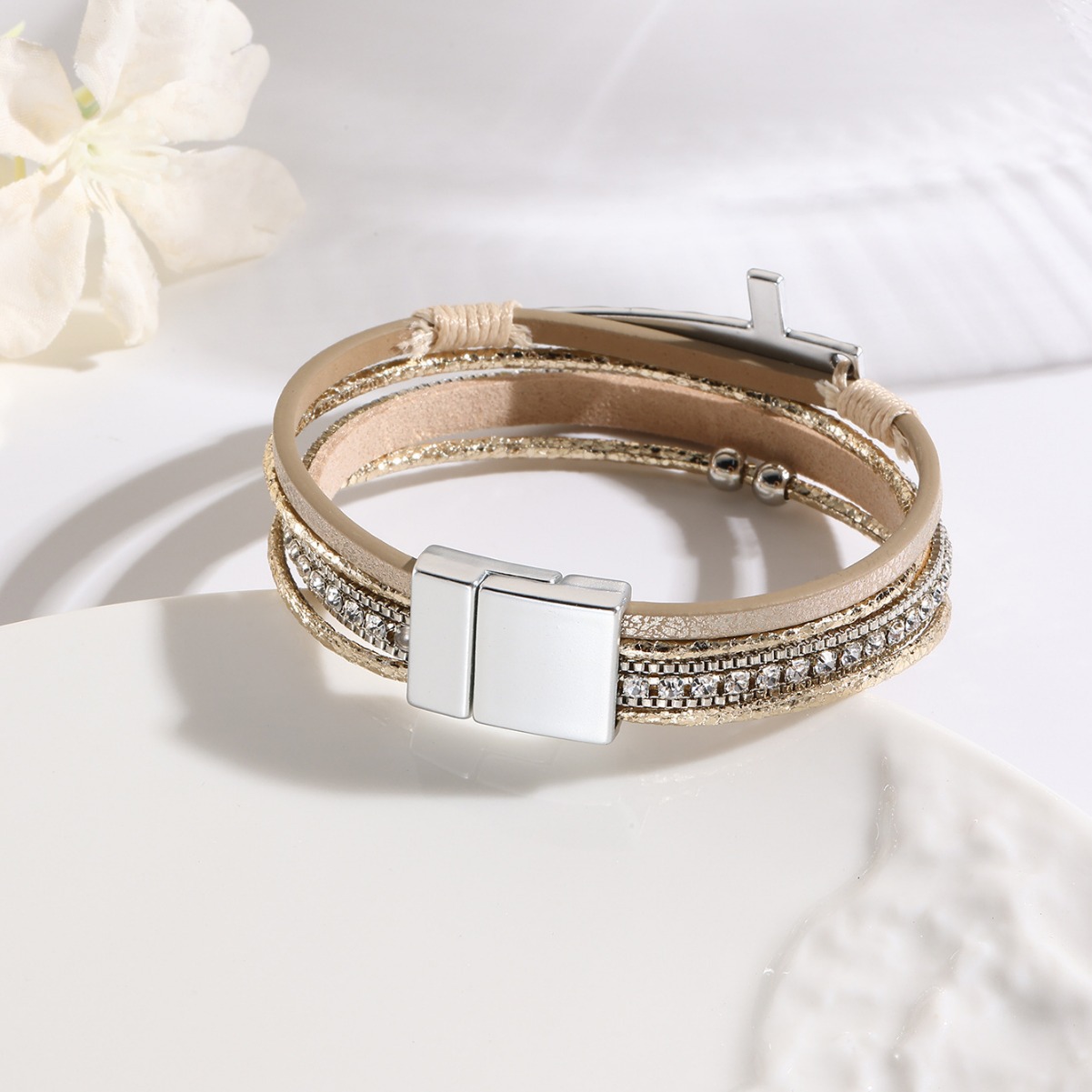 Bohemian Multi-layer Charm Bracelet With Magnetic Clasp And Crystal_voghion.com